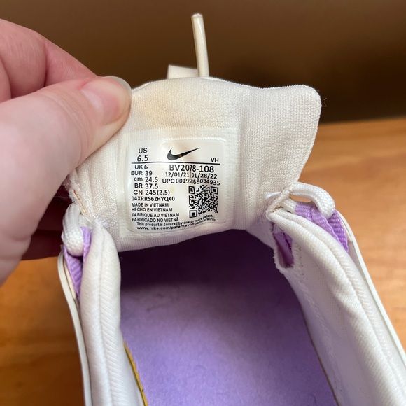 Nike NYJAH sneakers - Picture 4 of 5